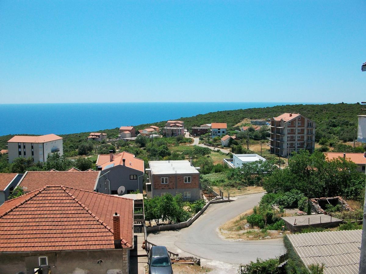 Apartments Petrovic Кримовица Экстерьер фото